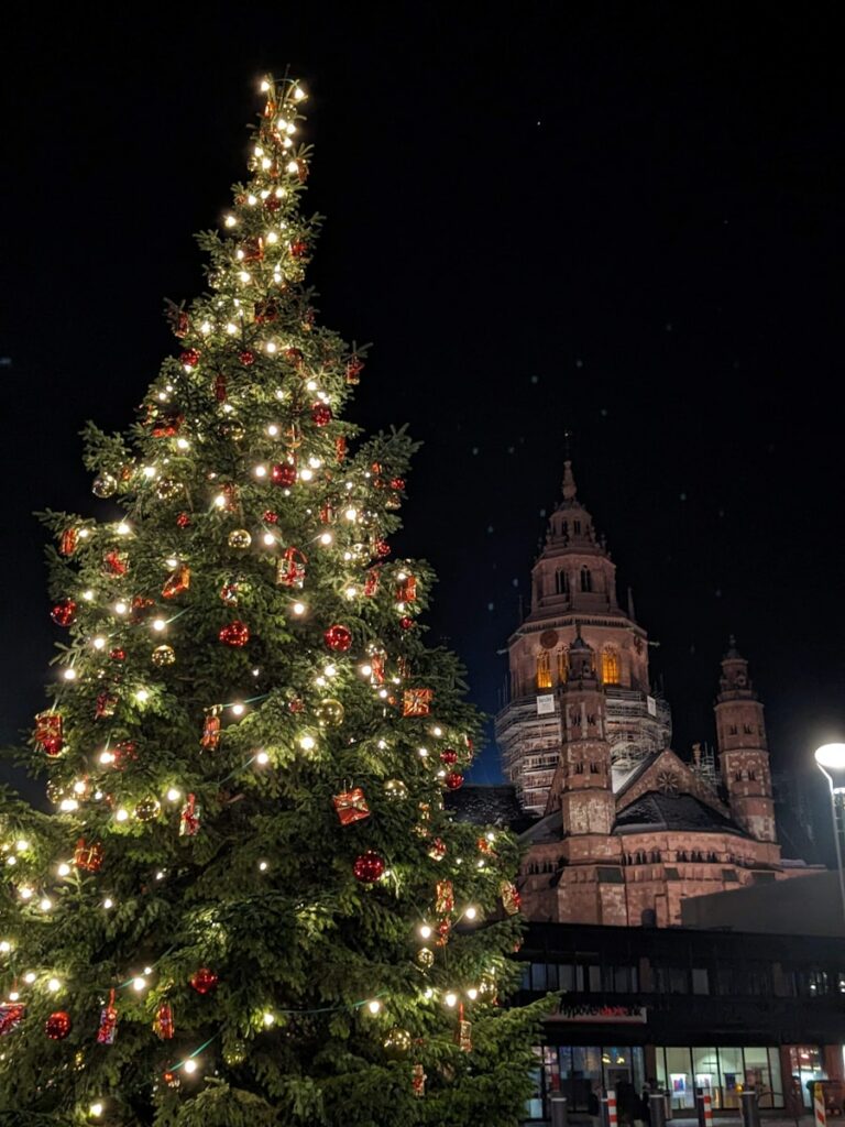 Explore the Magical Christmas Markets in Berlin